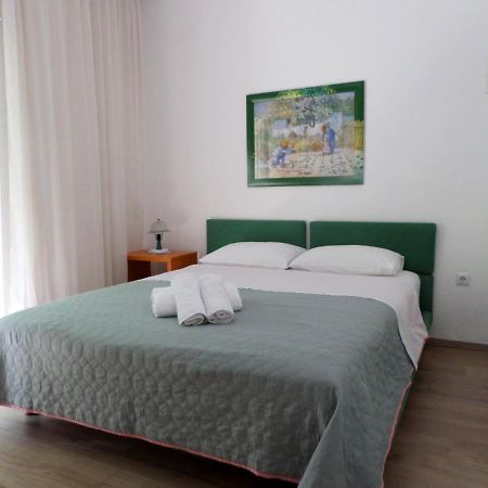 Anais Apartment Néa Péramos 외부 사진